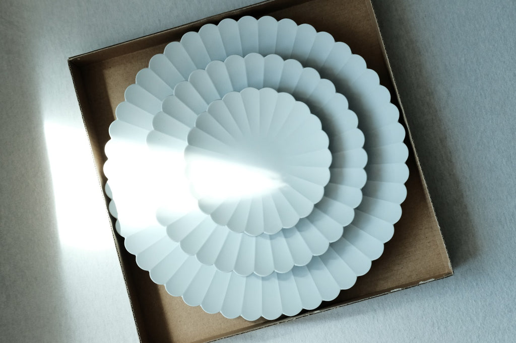 Discover the Elegance and Artistry of the 1616 Arita Palace Plate