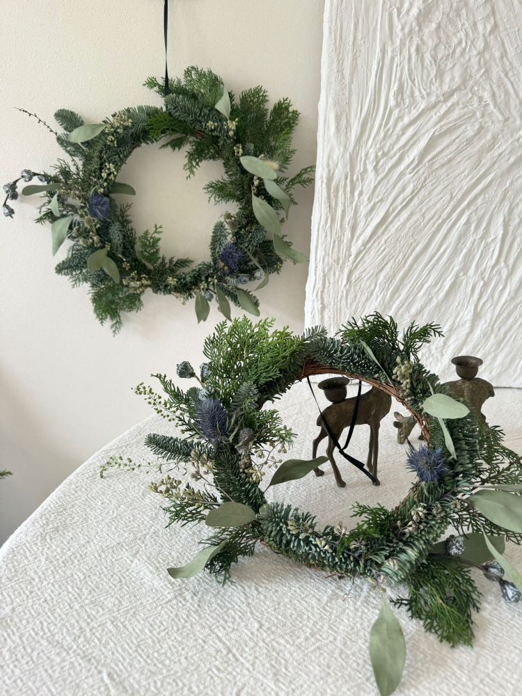 Christmas Wreath by Vanessa Tao