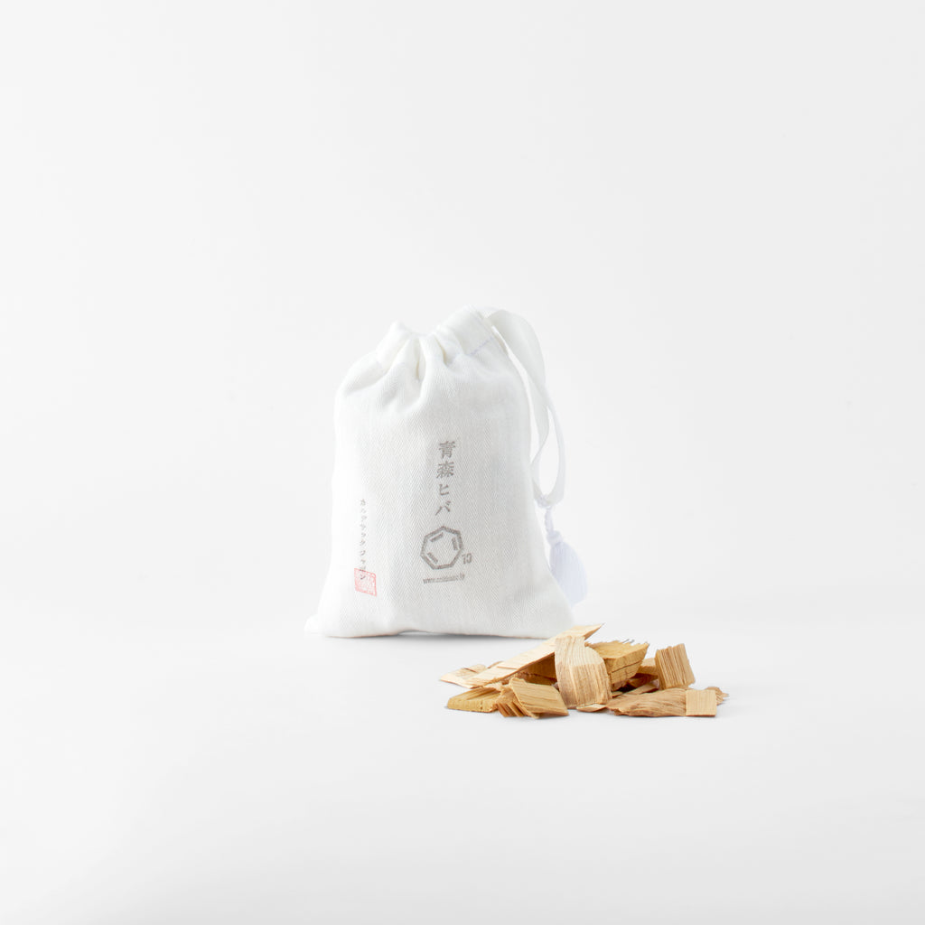 Cul de Sac- Japon Hiba Wood Chips