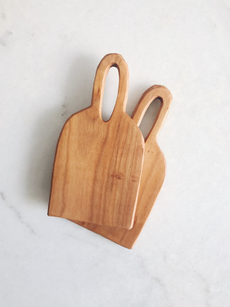 Grain and Knot Cherry Chopping Board
